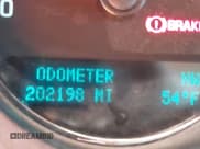 ✅ 2012 Chevrolet Tahoe Commercial • VIN: 1GNLC2E09CR185598 • Lot: 41699321. Wystawiony na IAAI z przebiegiem 202 198 mil. Bezpłatny archiwum sprzedaży aukcyjnych z USA i szczegółowy raport historii pojazdu na DreamBid. Zdjęcie 15.