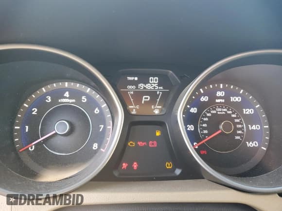 ✅ 2012 Hyundai Elantra Limited • VIN: 5NPDH4AE0CH116351 • Lot: 92829795. Listed on Copart with 194,825 mi. Free auction sales archive from the USA and detailed vehicle history report at DreamBid. Image 9.