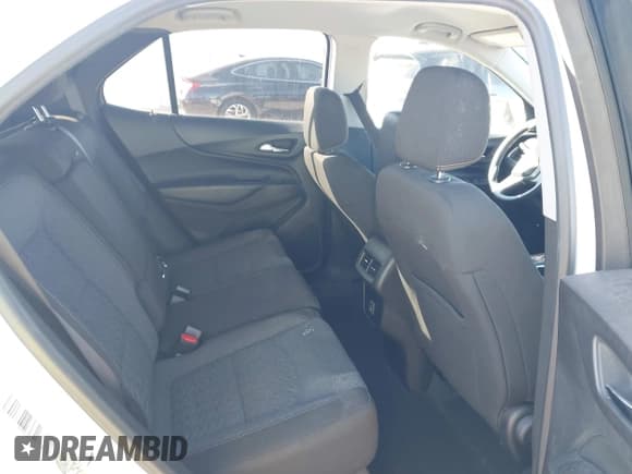 ✅ 2022 Chevrolet Equinox LT • VIN: 2GNAXJEV8N6122072 • Lot: 43705545. Listed on IAAI with 122,061 mi. Free auction sales archive from the USA and detailed vehicle history report at DreamBid. Image 8.