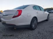 ✅ 2015 Lincoln MKS • VIN: 1LNHL9DK5FG605699 • Lot: 43434059. Wystawiony na IAAI z przebiegiem 156 827 mil. Bezpłatny archiwum sprzedaży aukcyjnych z USA i szczegółowy raport historii pojazdu na DreamBid. Zdjęcie 4.