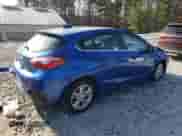 2017 Chevrolet Cruze LT z VIN 3G1BE6SM2HS549323, wystawiony jako Copart lot #68322312 z przebiegiem 121 635 mil mil oraz . Historia ofert i sprzedaży dostępna na DreamBid. Obrazek 3.