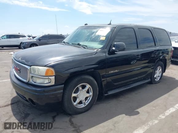 ✅ 2005 GMC Yukon Denali • VIN: 1GKEK63U05J241662 • Lot: 42626746. Listed on IAAI with 172,578 mi. Free auction sales archive from the USA and detailed vehicle history report at DreamBid. Image 2.