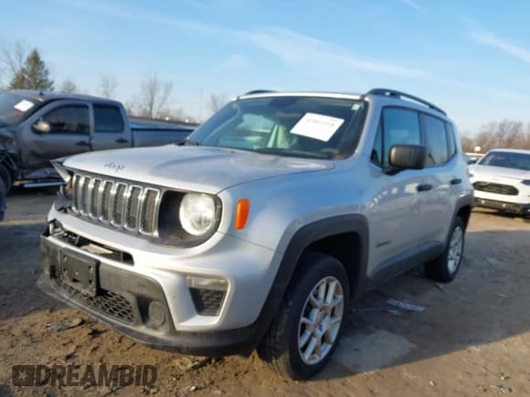 ✅ 2019 Jeep Renegade Upland • VIN: ZACNJBAB7KPK71811 • Lot: 41801918. Wystawiony na IAAI z przebiegiem 69 801 mil. Bezpłatny archiwum sprzedaży aukcyjnych z USA i szczegółowy raport historii pojazdu na DreamBid. Zdjęcie 2.