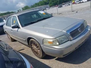✅ 2010 Mercury Grand Marquis LS • VIN: 2MEBM7FVXAX636841 • Лот: 42143314. Опубликован ранее на IAAI с пробегом Не указан. Бесплатный доступ к архиву аукционных продаж из США и подробный отчёт об истории автомобиля на DreamBid. Изображение 1.