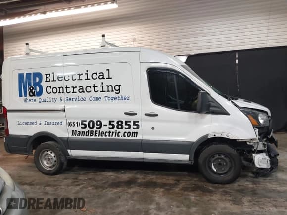 ✅ 2016 Ford Transit Cargo • VIN: 1FTYR1CM2GKA12288 • Lot: 41752611. Wystawiony na IAAI z przebiegiem 238 715 mil. Bezpłatny archiwum sprzedaży aukcyjnych z USA i szczegółowy raport historii pojazdu na DreamBid. Zdjęcie 13.