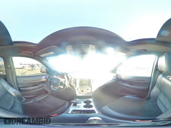 ✅ 2015 Jeep Grand Cherokee Altitude • VIN: 1C4RJEAG9FC926529 • Lot: 85405345. Wystawiony na Copart z przebiegiem 209 641 mil. Bezpłatny archiwum sprzedaży aukcyjnych z USA i szczegółowy raport historii pojazdu na DreamBid. Zdjęcie 15.