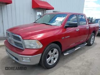 ✅ 2009 Dodge 1500 SLT • VIN: 1D3HB13TX9S733173 • Lot: 42227371. Wystawiony na IAAI z przebiegiem 213 553 mil. Bezpłatny archiwum sprzedaży aukcyjnych z USA i szczegółowy raport historii pojazdu na DreamBid. Zdjęcie 2.