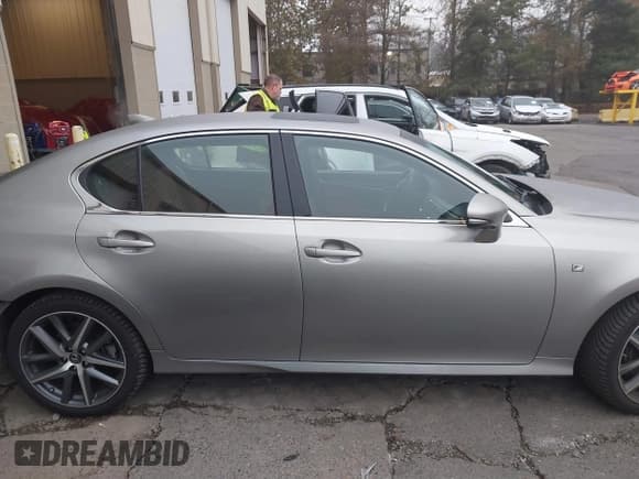 ✅ 2018 Lexus GS 350 • VIN: JTHCZ1BLXJA009203 • Lot: 41324389. Listed on IAAI with 31,793 mi. Free auction sales archive from the USA and detailed vehicle history report at DreamBid. Image 14.