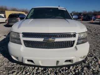 ✅ 2010 Chevrolet Suburban LTZ • VIN: 1GNUKKE39AR148968 • Lot: 80295674. Wystawiony na Copart z przebiegiem 191 013 mil. Bezpłatny archiwum sprzedaży aukcyjnych z USA i szczegółowy raport historii pojazdu na DreamBid. Zdjęcie 5.