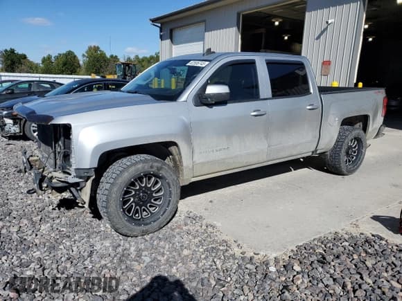 ✅ 2017 Chevrolet Silverado 1500 LT • VIN: 3GCUKREC1HG157370 • Lot: 82506745. Listed on Copart with 150,755 mi. Free auction sales archive from the USA and detailed vehicle history report at DreamBid. Image 1.