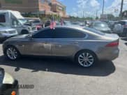 ✅ 2017 Jaguar XF 20d Premium • VIN: SAJBD4BN5HCY42552 • Lot: 70738225. Listed on Copart with 103,252 mi. Free auction sales archive from the USA and detailed vehicle history report at DreamBid. Image 13.