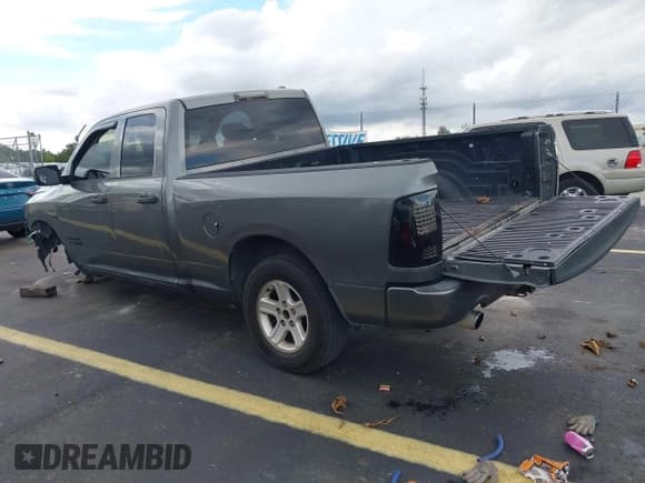 ✅ 2012 Ram 1500 Express • VIN: 1C6RD7FT0CS261392 • Lot: 43273119. Wystawiony na IAAI z przebiegiem 172 363 mil. Bezpłatny archiwum sprzedaży aukcyjnych z USA i szczegółowy raport historii pojazdu na DreamBid. Zdjęcie 3.