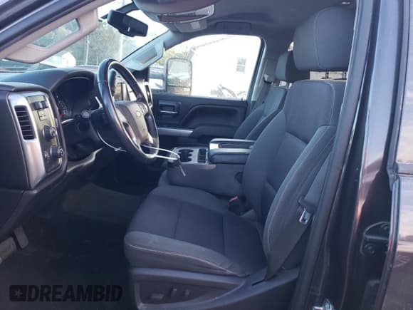 ✅ 2015 Chevrolet Silverado 2500HD LT • VIN: 1GC2KVE8XFZ140298 • Лот: 75211854. Опубликован ранее на Copart с пробегом 91 520 миль. Бесплатный доступ к архиву аукционных продаж из США и подробный отчёт об истории автомобиля на DreamBid. Изображение 7.