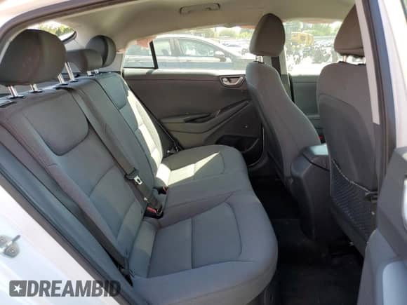 2020 Hyundai Ioniq Blue с VIN KMHC65LC8LU239268, выставлен на аукционе Copart как лот 68914634 с пробегом 88 636 миль миль и Списание • Salvage title. История ставок и продаж доступна на DreamBid. Изображение 10.