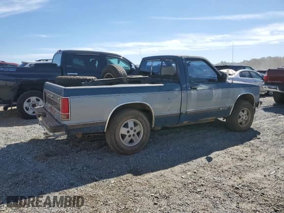 1992 Chevrolet S-10 EL X81 with VIN 1GCCT14Z6N8126262, listed as a Copart auction lot 76698474 with 307,767 mi miles and Non repairable. Bid and sale history available at DreamBid. Image 3.