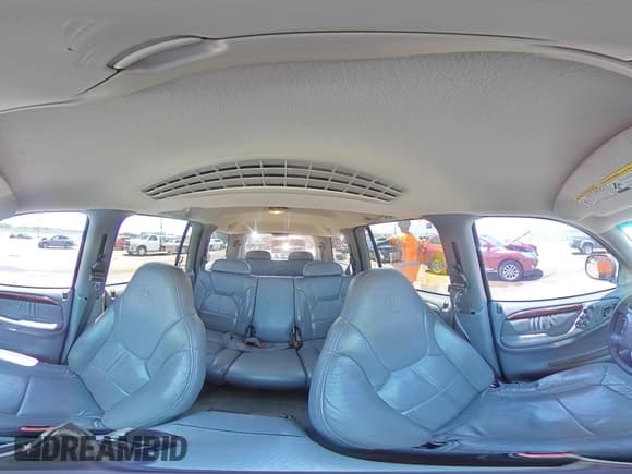 ✅ 2000 Dodge Durango • VIN: 1B4HS28N3YF247995 • Lot: 60335695. Wystawiony na Copart z przebiegiem 245 789 mil. Bezpłatny archiwum sprzedaży aukcyjnych z USA i szczegółowy raport historii pojazdu na DreamBid. Zdjęcie 14.