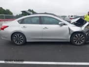 ✅ 2017 Nissan Altima SR • VIN: 1N4AL3AP3HC177053 • Lot: 43005084. Wystawiony na IAAI z przebiegiem 166 992 mil. Bezpłatny archiwum sprzedaży aukcyjnych z USA i szczegółowy raport historii pojazdu na DreamBid. Zdjęcie 13.