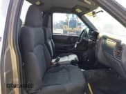 ✅ 2003 Chevrolet S-10 Work Truck • VIN: 1GCCS14X838190687 • Лот: 41919959. Опубликован ранее на IAAI с пробегом 157 165 миль. Бесплатный доступ к архиву аукционных продаж из США и подробный отчёт об истории автомобиля на DreamBid. Изображение 8.