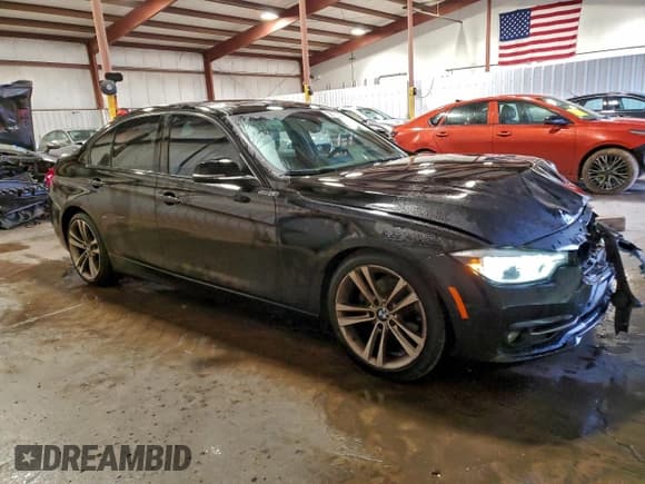 ✅ 2016 BMW 3 Series 328i • VIN: WBA8E9G51GNT84102 • Lot: 96172835. Wystawiony na Copart z przebiegiem 122 615 mil. Bezpłatny archiwum sprzedaży aukcyjnych z USA i szczegółowy raport historii pojazdu na DreamBid. Zdjęcie 4.