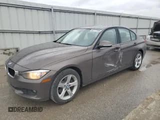 ✅ 2015 BMW 3 Series 320i xDrive • VIN: WBA3C3C51FP664091 • Lot: 82777585. Listed on Copart with 76,495 mi. Free auction sales archive from the USA and detailed vehicle history report at DreamBid. Image 1.