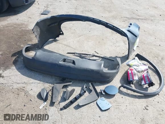 ✅ 2015 Nissan Murano Platinum • VIN: 5N1AZ2MHXFN241450 • Lot: 43215083. Wystawiony na IAAI z przebiegiem 78 549 mil. Bezpłatny archiwum sprzedaży aukcyjnych z USA i szczegółowy raport historii pojazdu na DreamBid. Zdjęcie 12.