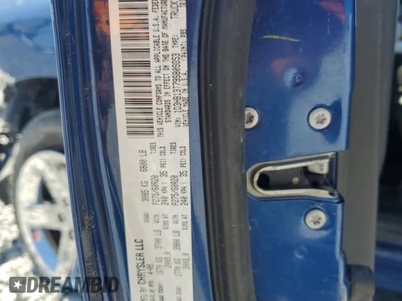 ✅ 2009 Dodge 1500 Sport • VIN: 1D3HB13T79S809853 • Lot: 49740725. Wystawiony na Copart z przebiegiem 109 427 mil. Bezpłatny archiwum sprzedaży aukcyjnych z USA i szczegółowy raport historii pojazdu na DreamBid. Zdjęcie 15.