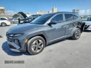 ✅ 2025 Hyundai Tucson SEL • VIN: 5NMJB3DE4SH508755 • Лот: 71928225. Опубликован ранее на Copart с пробегом 7 210 миль. Бесплатный доступ к архиву аукционных продаж из США и подробный отчёт об истории автомобиля на DreamBid. Изображение 1.