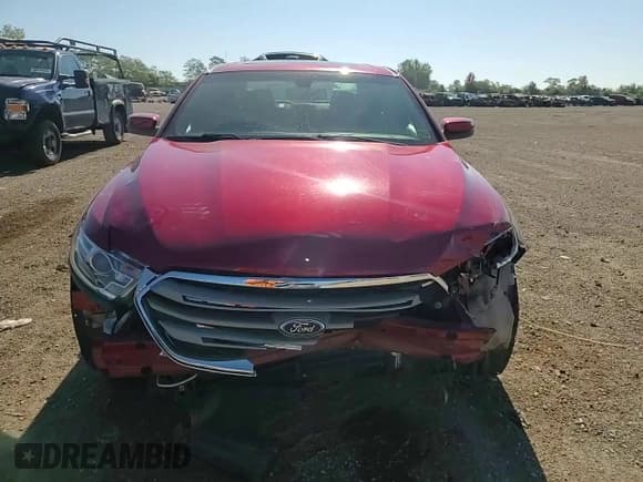 ✅ 2018 Ford Taurus SEL • VIN: 1FAHP2E84JG127700 • Лот: 80466535. Опубликован ранее на Copart с пробегом 66 510 миль. Бесплатный доступ к архиву аукционных продаж из США и подробный отчёт об истории автомобиля на DreamBid. Изображение 14.