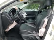 ✅ 2021 Jeep Compass Limited • VIN: 3C4NJCCB5MT531463 • Lot: 61454695. Wystawiony na Copart z przebiegiem 69 976 mil. Bezpłatny archiwum sprzedaży aukcyjnych z USA i szczegółowy raport historii pojazdu na DreamBid. Zdjęcie 7.