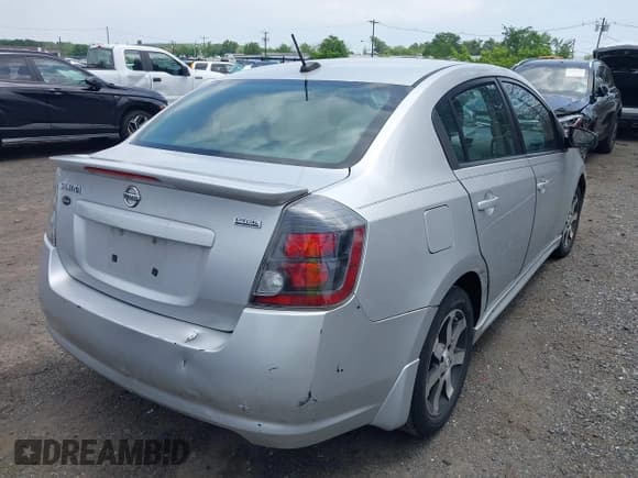 ✅ 2012 Nissan Sentra 2.0 • VIN: 3N1AB6AP6CL662205 • Lot: 42719141. Wystawiony na IAAI z przebiegiem 120 898 mil. Bezpłatny archiwum sprzedaży aukcyjnych z USA i szczegółowy raport historii pojazdu na DreamBid. Zdjęcie 4.