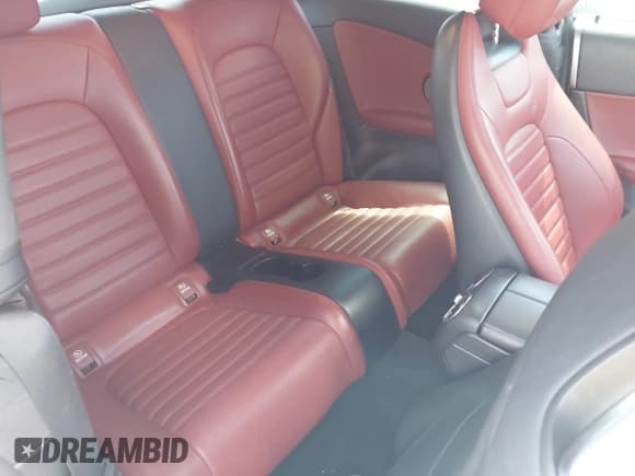 ✅ 2020 Mercedes-Benz C 300 • VIN: WDDWJ8DB7LF942328 • Lot: 42205061. Listed on IAAI with 64,832 mi. Free auction sales archive from the USA and detailed vehicle history report at DreamBid. Image 8.