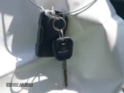 ✅ 2018 Chevrolet Silverado 1500 Work Truck • VIN: 1GCNCNEH8JZ371123 • Lot: 43257336. Wystawiony na IAAI z przebiegiem 79 467 mil. Bezpłatny archiwum sprzedaży aukcyjnych z USA i szczegółowy raport historii pojazdu na DreamBid. Zdjęcie 11.