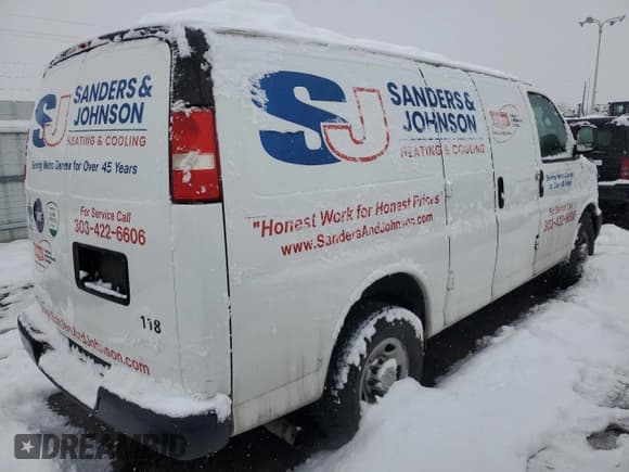 ✅ 2015 Chevrolet Express Cargo • VIN: 1GCWGFCG8F1278729 • Lot: 77221134. Listed on Copart with 144,578 mi. Free auction sales archive from the USA and detailed vehicle history report at DreamBid. Image 3.