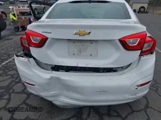 ✅ 2017 Chevrolet Cruze LS • VIN: 1G1BC5SM8H7276323 • Lot: 43446677. Listed on IAAI with 36,601 mi. Free auction sales archive from the USA and detailed vehicle history report at DreamBid. Image 6.