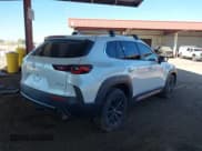 ✅ 2025 Mazda CX-50 S Premium • VIN: 7MMVABDM4SN311710 • Lot: 43368367. Wystawiony na IAAI z przebiegiem Nie podano. Bezpłatny archiwum sprzedaży aukcyjnych z USA i szczegółowy raport historii pojazdu na DreamBid. Zdjęcie 4.