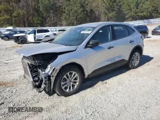 ✅ 2020 Ford Escape S • VIN: 1FMCU0F64LUA05739 • Lot: 92327975. Wystawiony na Copart z przebiegiem 84 423 mil. Bezpłatny archiwum sprzedaży aukcyjnych z USA i szczegółowy raport historii pojazdu na DreamBid. Zdjęcie 1.