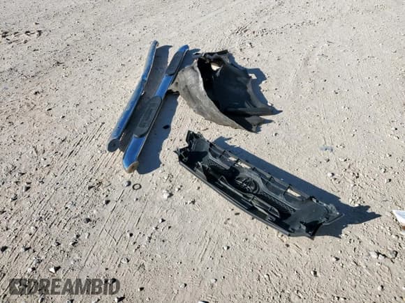 ✅ 2013 Toyota Tacoma PreRunner • VIN: 5TFJU4GN6DX039920 • Lot: 91363645. Wystawiony na Copart z przebiegiem Nie podano. Bezpłatny archiwum sprzedaży aukcyjnych z USA i szczegółowy raport historii pojazdu na DreamBid. Zdjęcie 12.