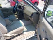 ✅ 1998 Nissan Frontier XE • VIN: 1N6DD26SXWC348595 • Lot: 42577261. Listed on IAAI with Not provided. Free auction sales archive from the USA and detailed vehicle history report at DreamBid. Image 5.