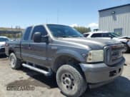 ✅ 2005 Ford F-250 XL • VIN: 1FTSX21Y65ED05369 • Lot: 59865625. Listed on Copart with 100,094 mi. Free auction sales archive from the USA and detailed vehicle history report at DreamBid. Image 4.