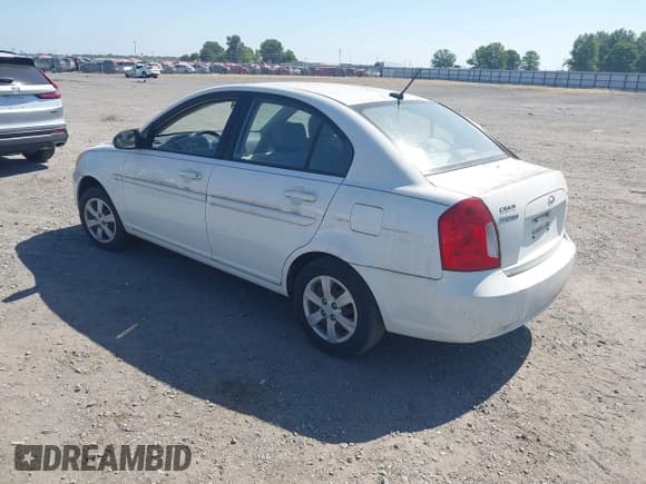 ✅ 2008 Hyundai Accent GLS • VIN: KMHCN46C18U271057 • Лот: 42797745. Опубликован ранее на IAAI с пробегом 127 320 миль. Бесплатный доступ к архиву аукционных продаж из США и подробный отчёт об истории автомобиля на DreamBid. Изображение 3.