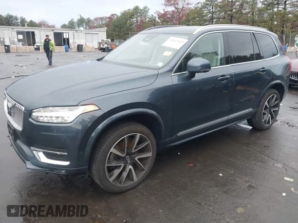 ✅ 2024 Volvo XC90 Plus Bright Theme • VIN: YV4062PE0R1161836 • Лот: 43647643. Опубликован ранее на IAAI с пробегом 13 315 миль. Бесплатный доступ к архиву аукционных продаж из США и подробный отчёт об истории автомобиля на DreamBid. Изображение 2.