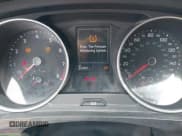 ✅ 2021 Volkswagen Tiguan SE • VIN: 3VV2B7AXXMM058256 • Lot: 43250700. Wystawiony na IAAI z przebiegiem 33 409 mil. Bezpłatny archiwum sprzedaży aukcyjnych z USA i szczegółowy raport historii pojazdu na DreamBid. Zdjęcie 7.