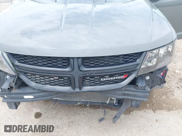 ✅ 2020 Dodge Journey SE Value • VIN: 3C4PDCAB3LT275163 • Лот: 42345142. Опубликован ранее на IAAI с пробегом 97 470 миль. Бесплатный доступ к архиву аукционных продаж из США и подробный отчёт об истории автомобиля на DreamBid. Изображение 6.