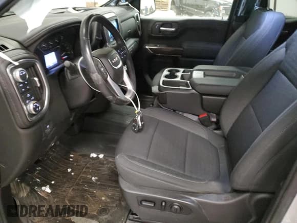 ✅ 2021 GMC Sierra 1500 SLE • VIN: 1GTR9BED1MZ304539 • Лот: 89136695. Опубликован ранее на Copart с пробегом 34 237 миль. Бесплатный доступ к архиву аукционных продаж из США и подробный отчёт об истории автомобиля на DreamBid. Изображение 7.