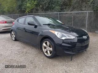 ✅ 2012 Hyundai Veloster w/Red Int • VIN: KMHTC6AD8CU072100 • Lot: 43427707. Wystawiony na IAAI z przebiegiem 178 258 mil. Bezpłatny archiwum sprzedaży aukcyjnych z USA i szczegółowy raport historii pojazdu na DreamBid. Zdjęcie 1.