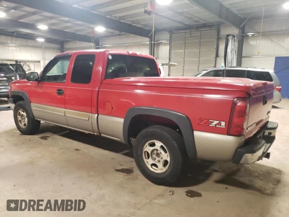 ✅ 2003 Chevrolet Silverado 1500 LS • VIN: 2GCEK19T631367187 • Лот: 62482234. Опубликован ранее на Copart с пробегом 245 111 миль. Бесплатный доступ к архиву аукционных продаж из США и подробный отчёт об истории автомобиля на DreamBid. Изображение 2.