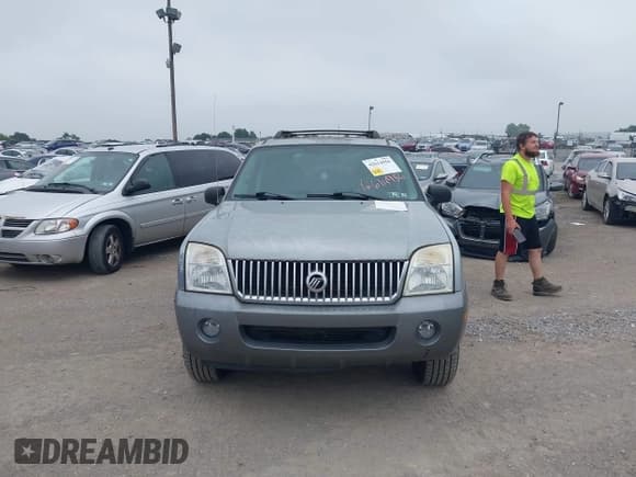 ✅ 2005 Mercury Mountaineer Convenience • VIN: 4M2ZU86W55UJ09781 • Lot: 42614956. Listed on IAAI with 102,407 mi. Free auction sales archive from the USA and detailed vehicle history report at DreamBid. Image 12.