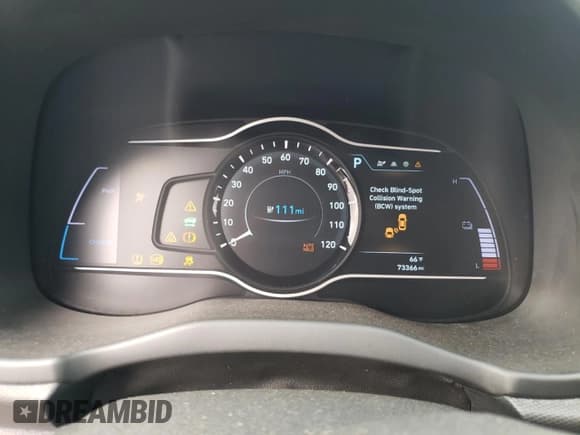 ✅ 2021 Hyundai Kona Limited • VIN: KM8K33AG2MU131258 • Лот: 70238183. Опубликован ранее на Copart с пробегом 73 366 миль. Бесплатный доступ к архиву аукционных продаж из США и подробный отчёт об истории автомобиля на DreamBid. Изображение 9.