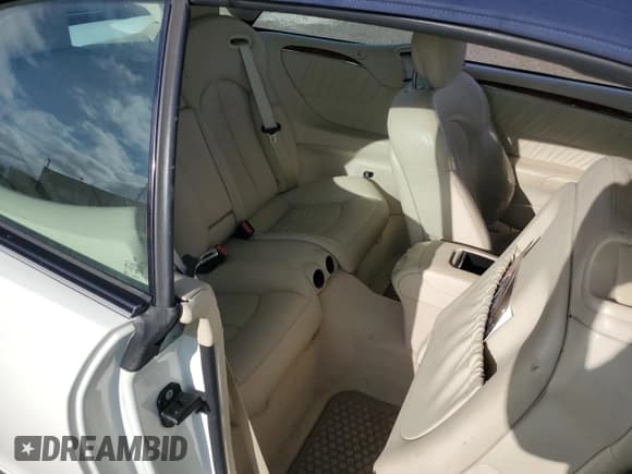 ✅ 2008 Mercedes-Benz CLK 350 • VIN: WDBTK56F78T093852 • Lot: 65363755. Wystawiony na Copart z przebiegiem 40 319 mil. Bezpłatny archiwum sprzedaży aukcyjnych z USA i szczegółowy raport historii pojazdu na DreamBid. Zdjęcie 10.