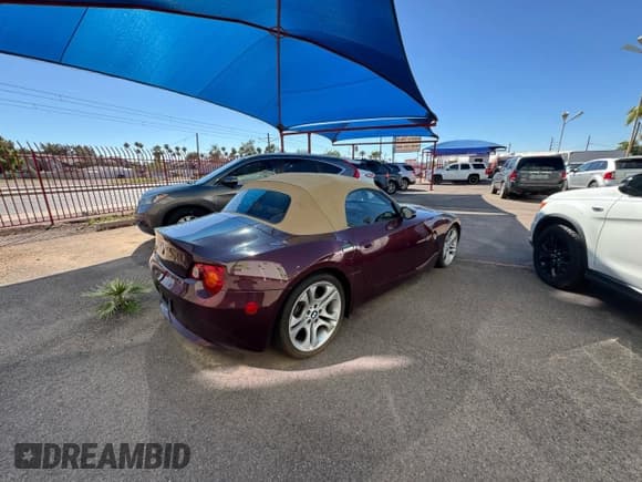 ✅ 2004 BMW Z4 3.0i • VIN: 4USBT53504LU08064 • Lot: 85190565. Listed on Copart with 136,310 mi. Free auction sales archive from the USA and detailed vehicle history report at DreamBid. Image 4.